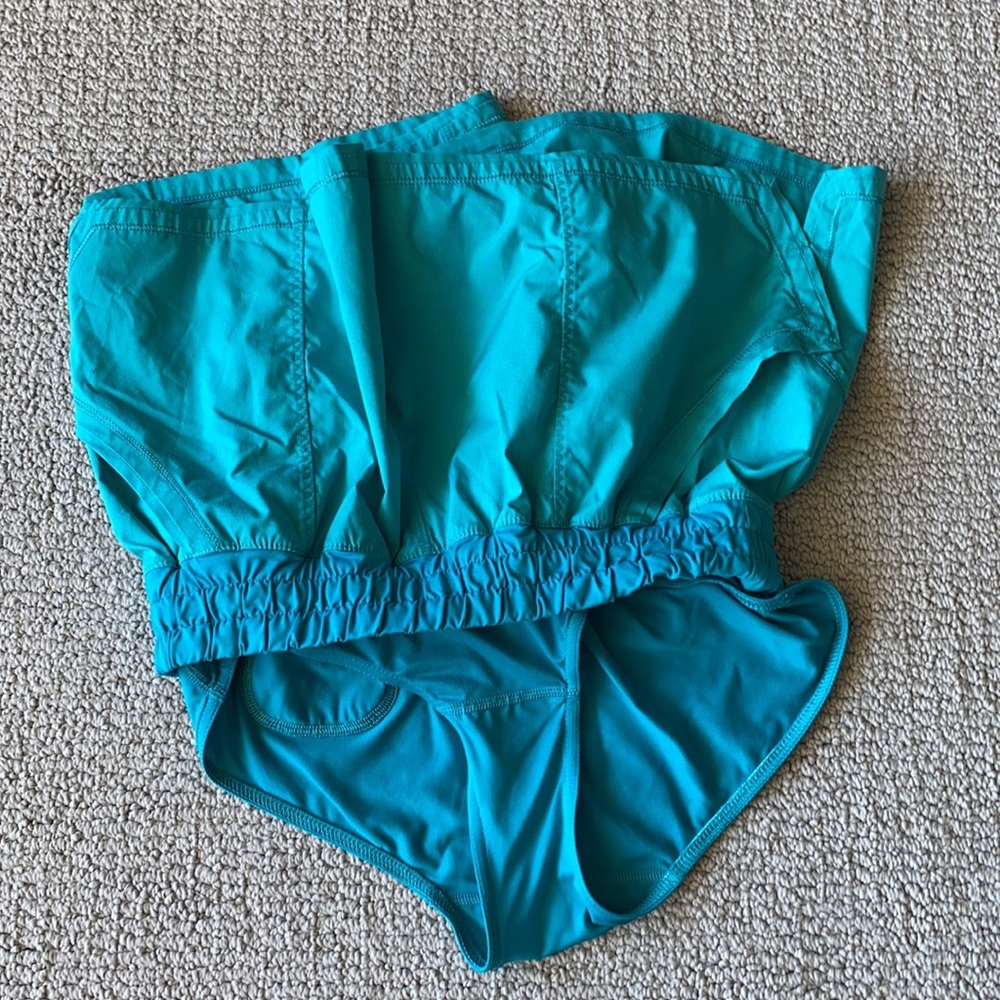 LULULEMON ATHLETIC SHORTS🌺 - Picture 13 of 14